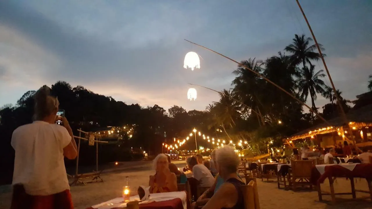 Home No.9 Ko Lanta Thailand