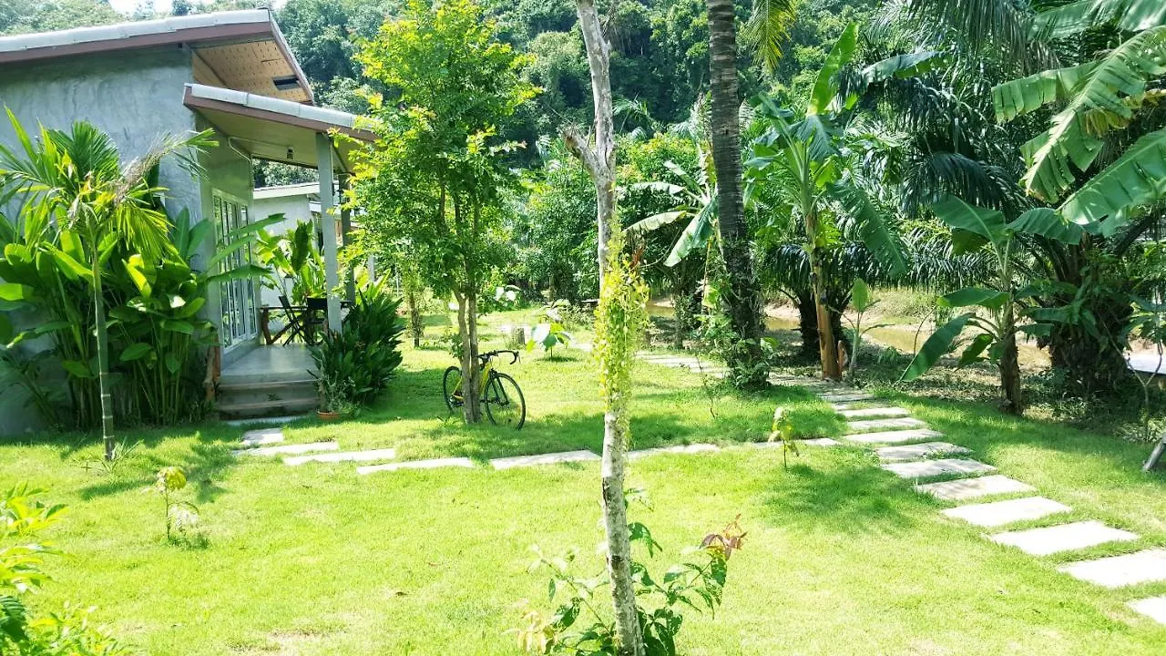 Home No.9 Ko Lanta 0*,