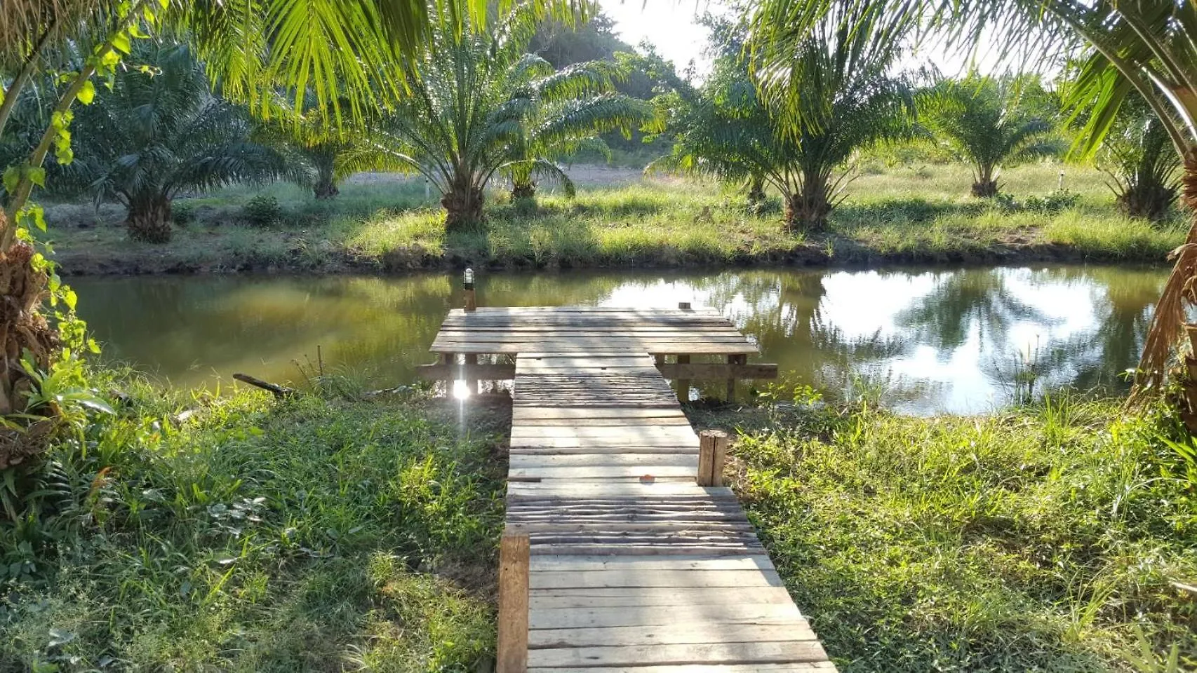 Home No.9 Ko Lanta Πανσιόν